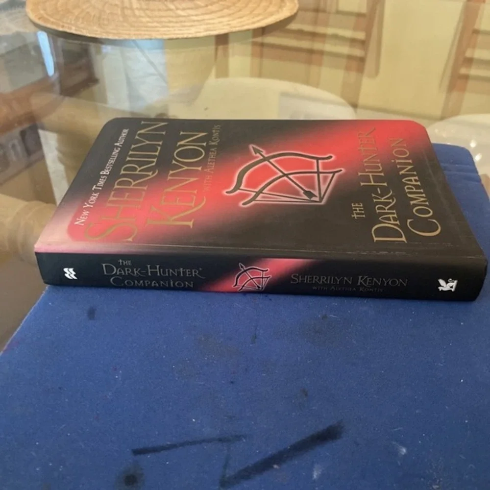 Dark-Hunter Companion by Alethea Kontis and Sherrilyn Kenyon (2007, Trade...‎